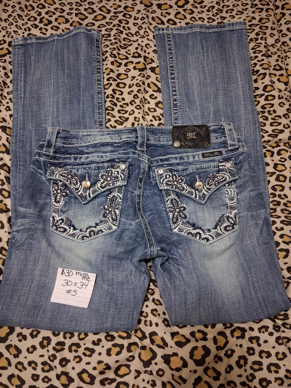 30x34Miss Me Women's Boot Cut Jeans in Light Blue Denim with Embroidered Pockets